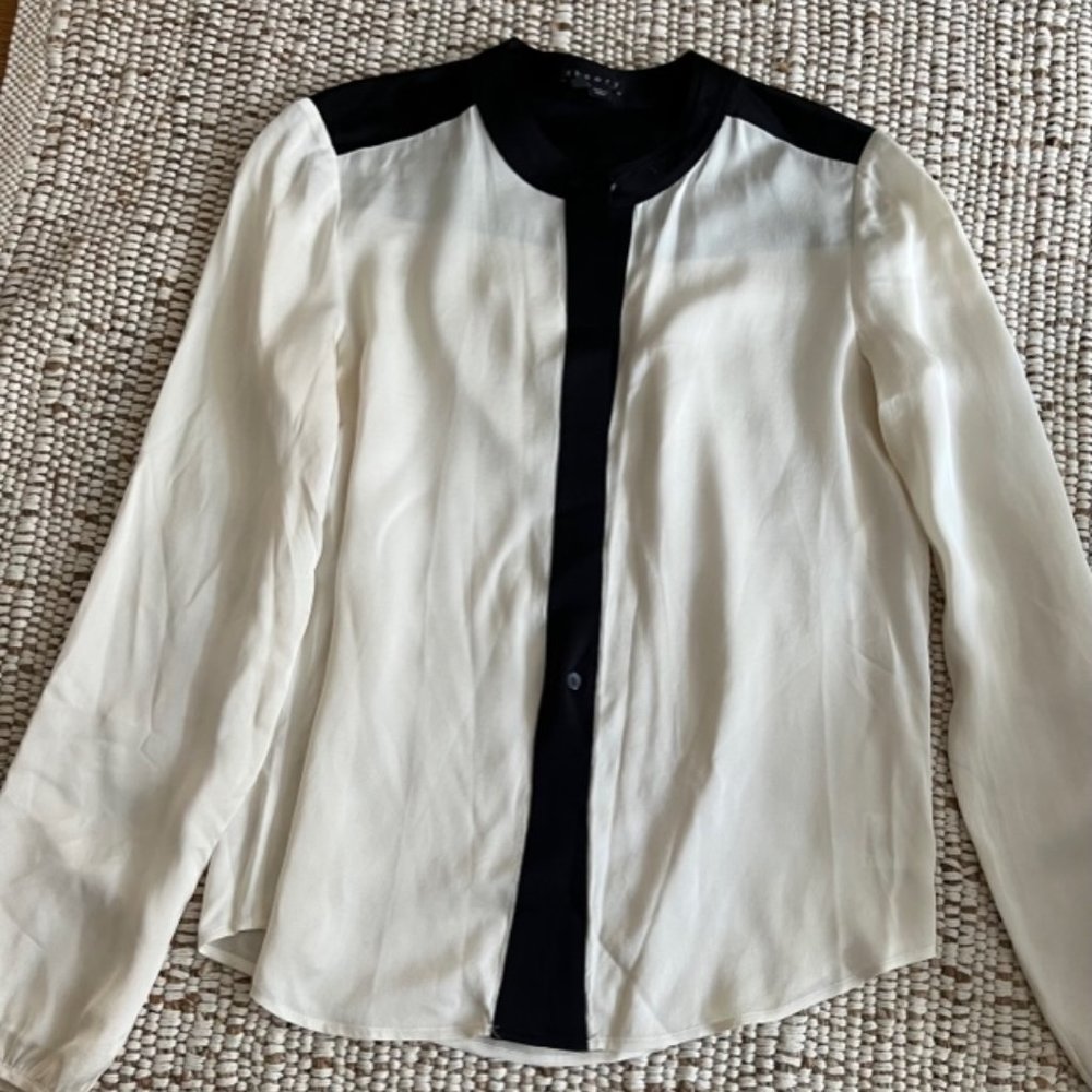 Theory: white and black silk long-sleeve button-down blouse